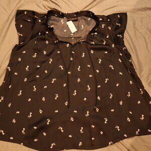 Lane Bryant Floral Flutter Sleeve Top – Black/White – Size 22/24 (3X) – NWT